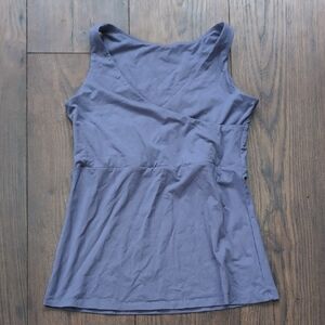 Free label dani tank in pebble
